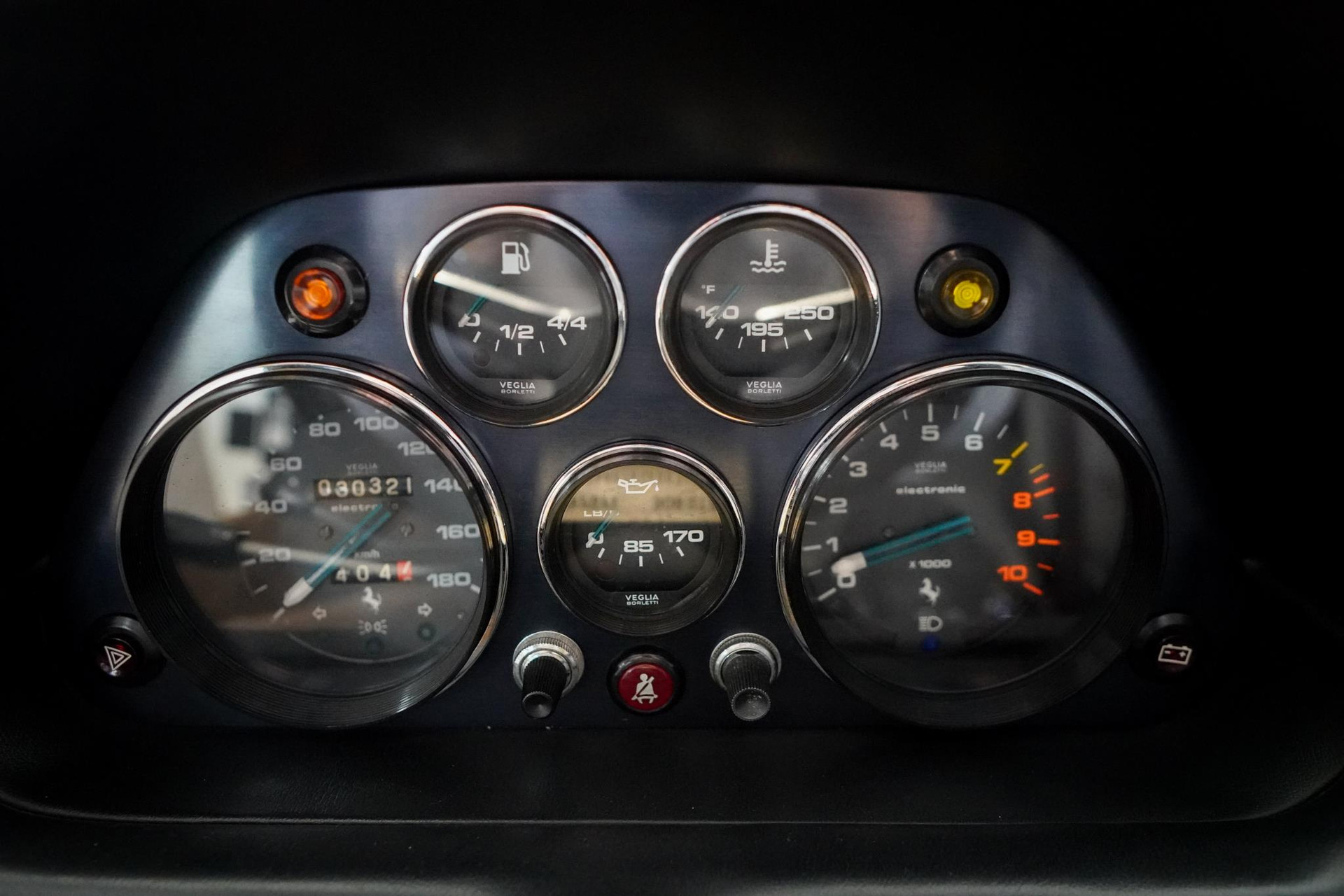 38606179-4.jpg