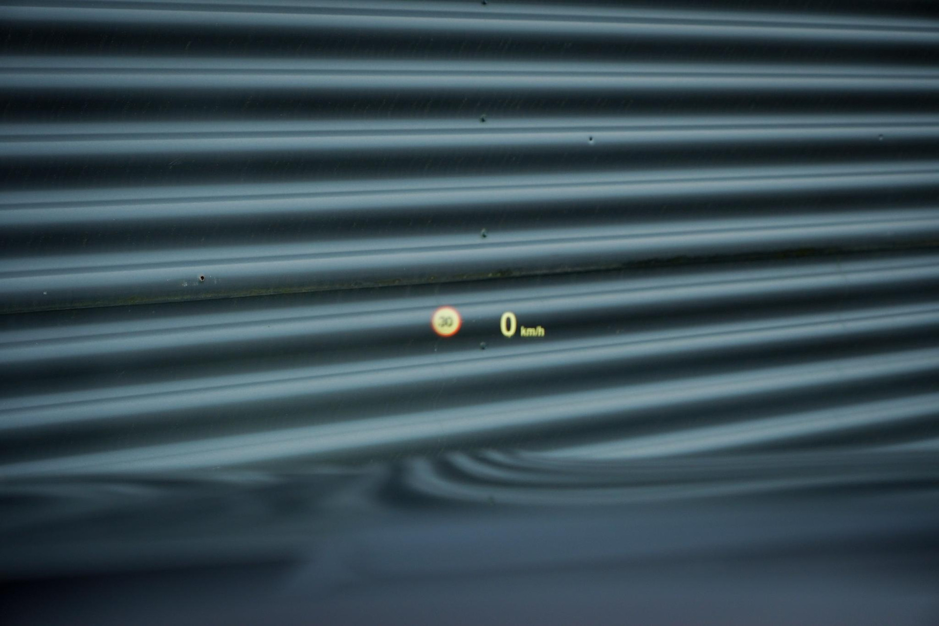 41369798-54.jpg